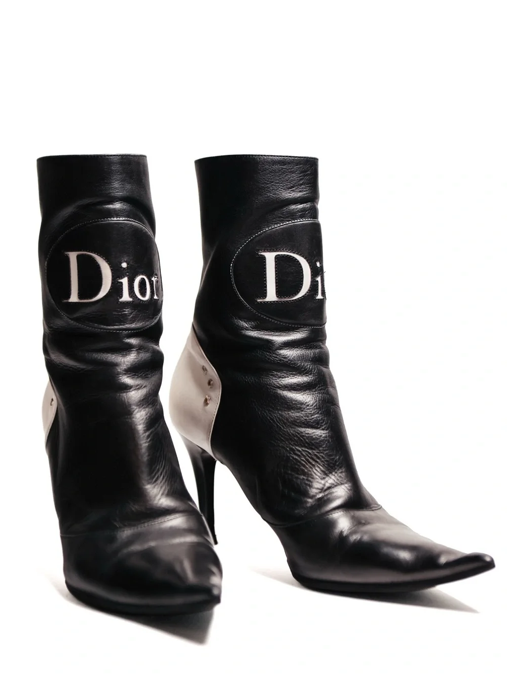Dior Galliano Vintage Y2K Black Leather D Logo Pointed Toe Ankle Boots 37.5